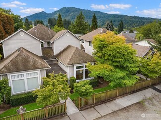 445 NE Alder St Unit 1, Issaquah, WA 98027