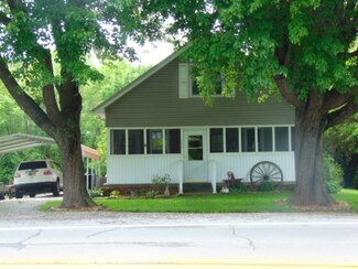 11654 S State Road 61, Lynnville, IN 47619