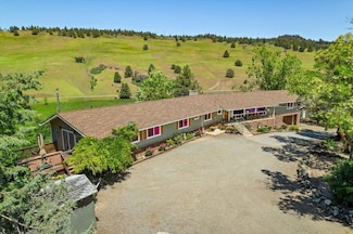 13305 Ager Beswick Rd, Montague, CA 96064