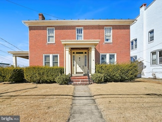 703 State St, Hamburg, PA 19526
