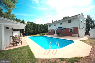 56 Vista Dr, Marietta, PA 17547