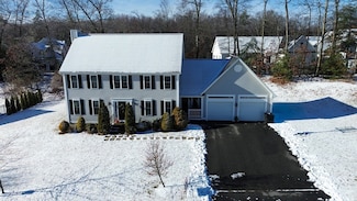 8 Autumn Gate Cir, Millbury, MA 01527