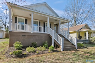 1502 Rison Ave NE, Huntsville, AL 35801