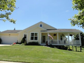 2795 Red Bud Dr Unit 2, Zeeland, MI 49464