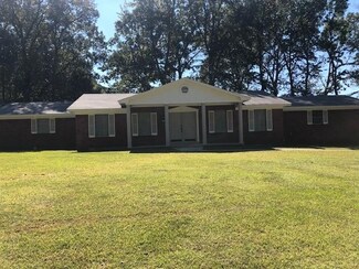 311 Mimosa Rd, Broken Bow, OK 74728