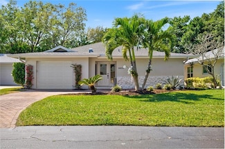 7 Rivard Rd Unit 21, Naples, FL 34112