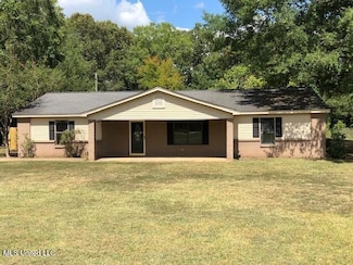 110 Dogwood Heights Unit A, Batesville, MS 38606