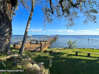 3945 Indian River Dr, Cocoa, FL 32926