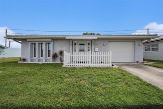 10361 Larchmont Place N, Pinellas Park, FL 33782