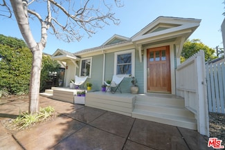 1018 Oakwood Ave, Venice, CA 90291