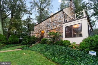 910 26th Place S, Arlington, VA 22202