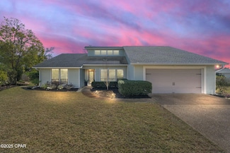 633 Amberjack Dr, Panama City Beach, FL 32408