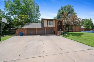 7911 E Donegal St, Wichita, KS 67206