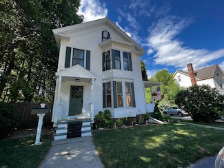 9 Salem St Unit A, Exeter, NH 03833