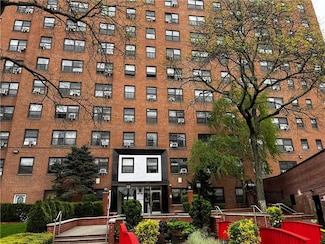 9940 63rd Rd Unit 3H, Rego Park, NY 11374
