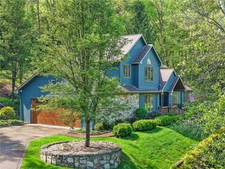 3932 Laurel Oak Cir, Murrysville, PA 15668
