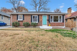 7541 Ahern Ave, Saint Louis, MO 63130