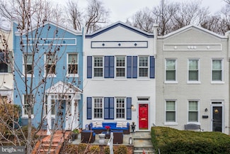2009 37th St NW, Washington, DC 20007