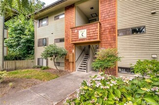 23405 16th Ave S Unit C201, Des Moines, WA 98198