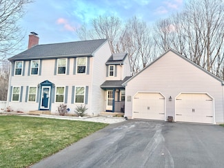 11 Bentley Dr, Manchester, CT 06042