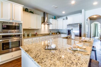 3569 Turquoise Dr, Navarre, FL 32566