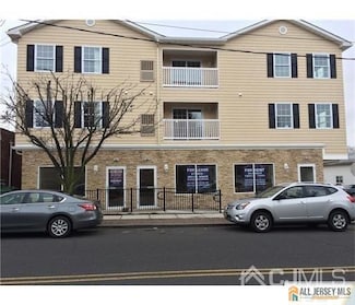 95 Main 3d St, Sayreville, NJ 08872