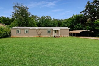 470 Mr Bob Dr, Midlothian, TX 76065