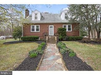 1171 Glassboro Rd, Woodbury Heights, NJ 08097