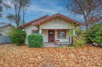 705 N Poplar Ave, Fresno, CA 93728