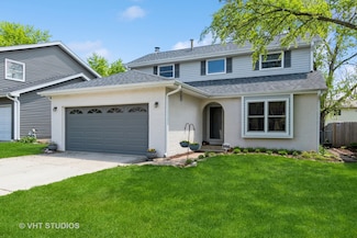 1146 Greensfield Dr, Naperville, IL 60563
