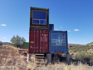 137/138 Dozer Ave, Ash Fork, AZ 86320