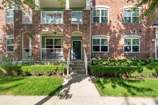 2161 Willenbrock Cir, Iowa City, IA 52245