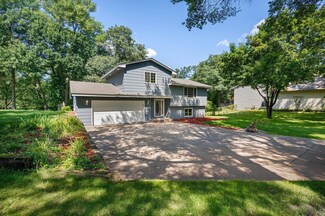 31480 Rum River Dr NE, Cambridge, MN 55008
