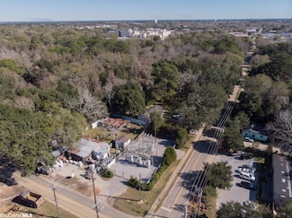 663 Nichols Ave Unit 1, Fairhope, AL 36532