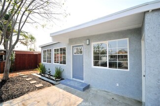 11854 206th St, Lakewood, CA 90715
