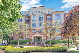 24 Avenue at Port Imperial Unit 234, West New York, NJ 07093