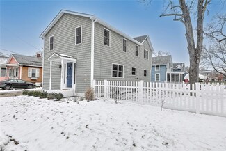 26 Allen Ave, Barrington, RI 02806