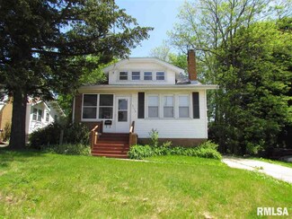 3116 N Prospect Rd, Peoria, IL 61603