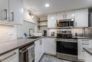 7175 Fair Oaks Ave Unit 54, Dallas, TX 75231