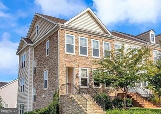 218 Apricot St, Stafford, VA 22554