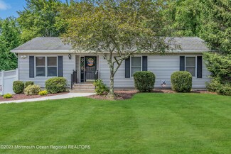 821 Wright Debow Rd, Jackson, NJ 08527