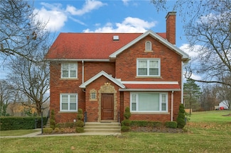 2262 Darlington Rd, Beaver Falls, PA 15010