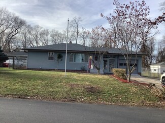 303 Oakview Ave, Joliet, IL 60433