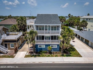 724 1st St S, Jacksonville Beach, FL 32250