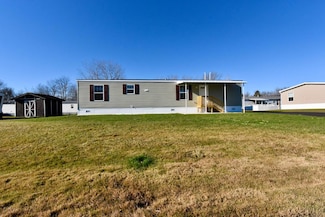 24 Leto Ln, Johnstown, NY 12095