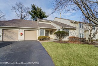362 Sunshine Ct Unit 252, Englishtown, NJ 07726