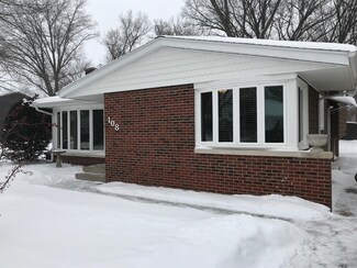 108 Willow Ct, Trail Creek, IN 46360