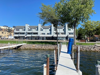 4 Shoreline Place, Spring Park, MN 55384