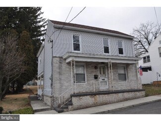 224 N Center St, Frackville, PA 17931