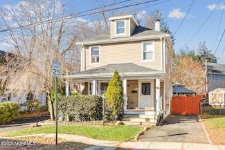 73 Jackson St, Freehold, NJ 07728